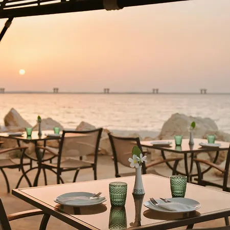 JA Beach Hotel, Dubai-2