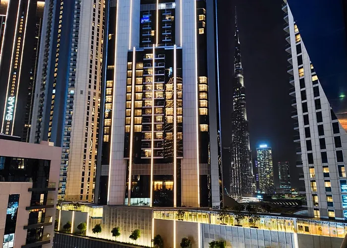 Signature Vacation Homes In Downtown Dubai Cabana