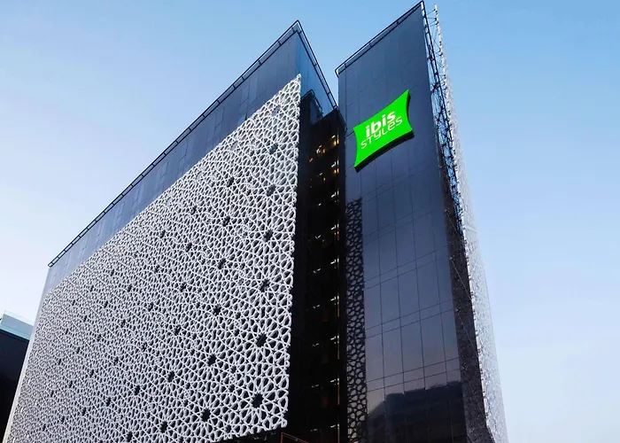 3 SterneHotel Ibis Styles Dubai Airport